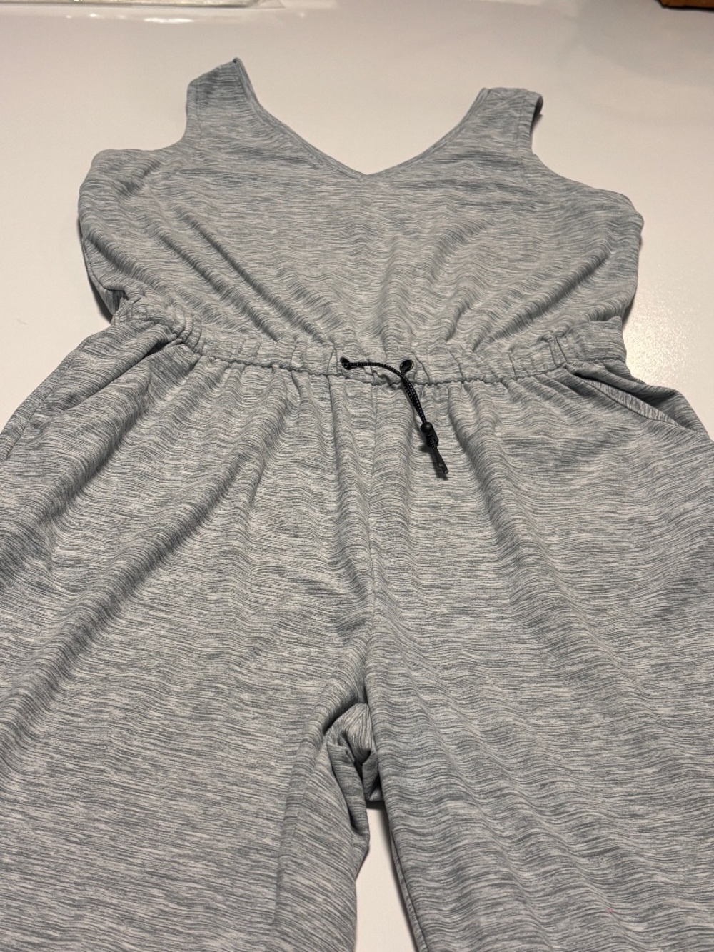 Old Navy Active Gray Heather Jumpsuit Women’s Small Wide Leg V-Neck